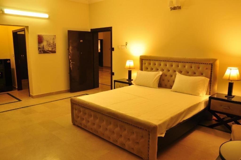 Reina Boutique Hotel - G6 Islamabad Exterior photo
